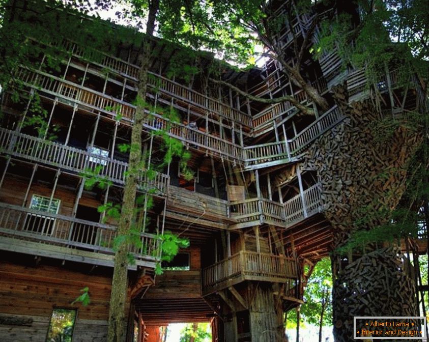 Minister's Treehouse (Кроссвилл, Тэнэсі, ЗША)