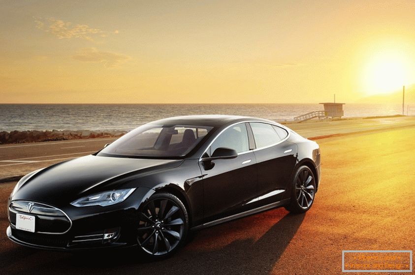 электрокар Tesla S