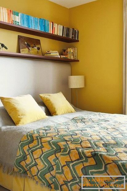 Дызайн спальні ў жоўтым колеры