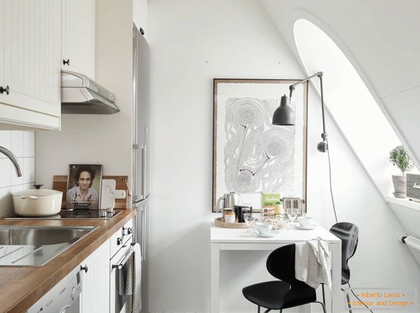 Кухонная зона дома ў Швецыі