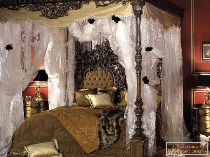 Раскошная спальня ў барока стылі. У цэнтры кампазіцыі варта масіўная ложак пад балдахінам. 