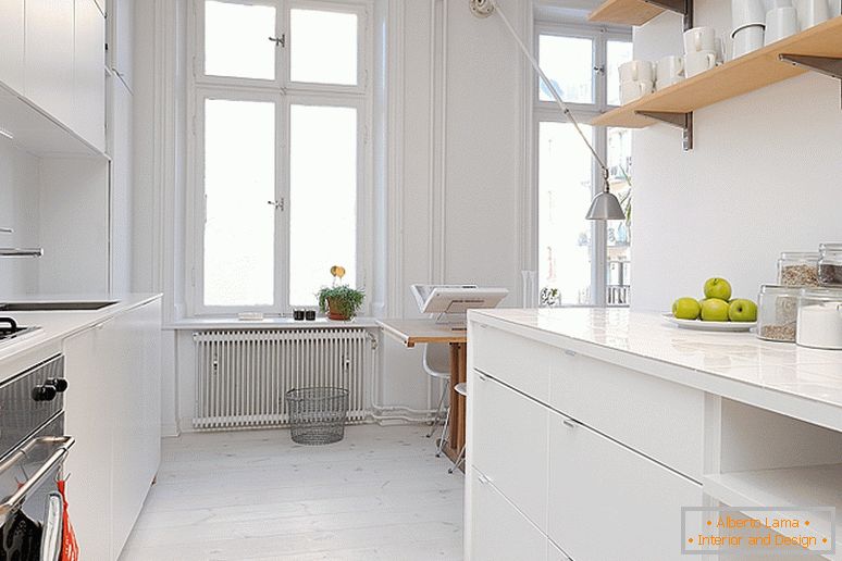 Кухня раскошных невялікіх апартаментаў у Швецыі