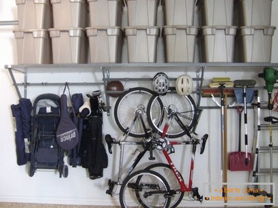 Парадак у гаражы - Правильно организованные инструменты для ремонта и Метод хранения велосипедов и других предметов