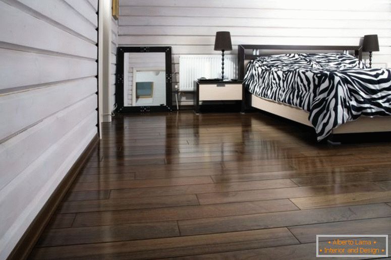 Як пафарбаваць паркет - простая інструкцыя для пачаткоўцаў.