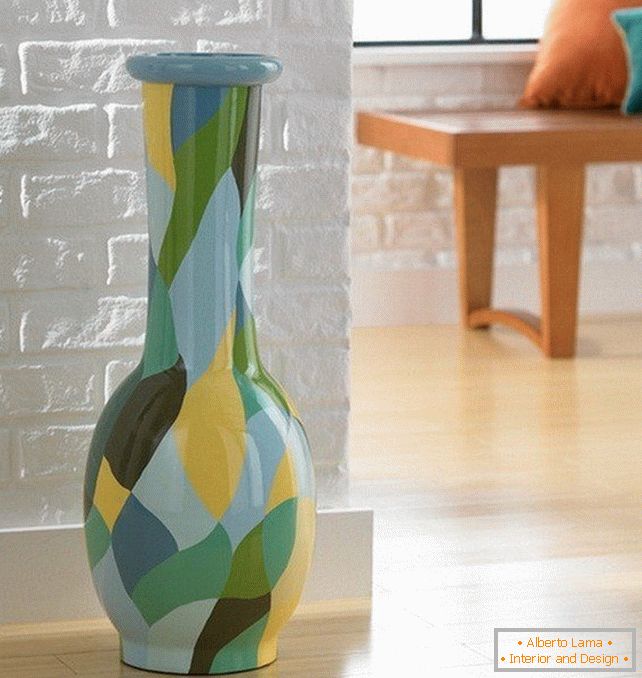 Шкляная ваза разноцветная