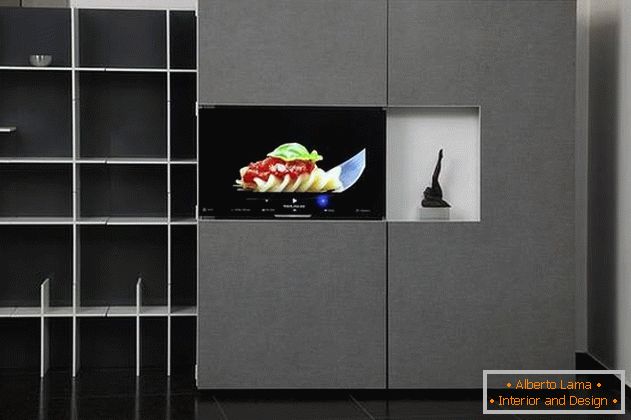 Складаная кухня ў доме с телевизор в дверце шкафа